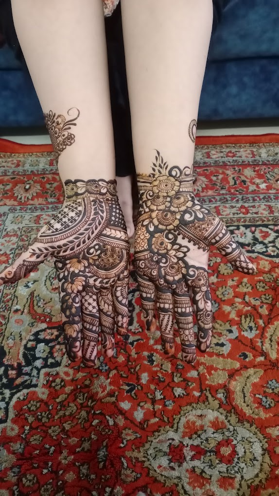 Minaaz Mehendi Art and Classes